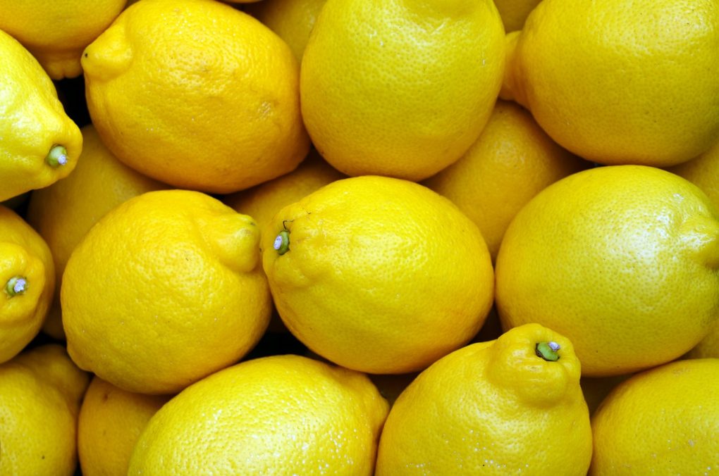 lemons, fruits, food-2039830.jpg