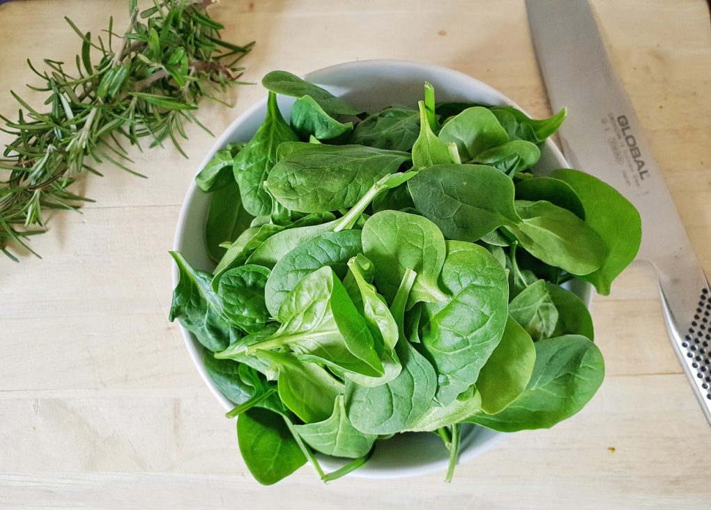 spinach, herbs, rosemary-3708115.jpg