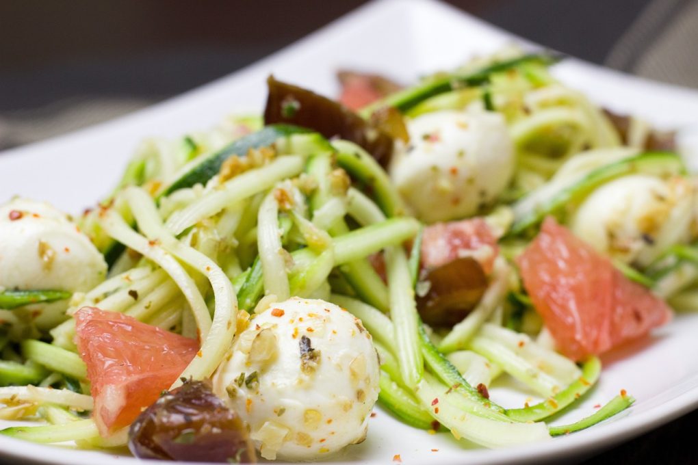 zucchini, noodles, healthy-1970375.jpg