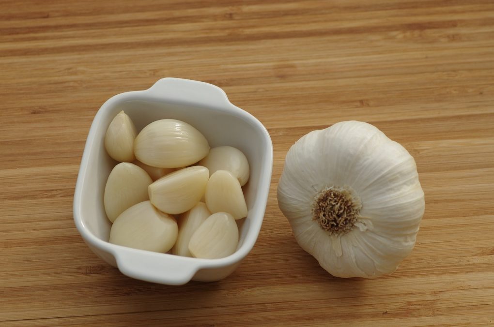 garlic, cloves, vegetable-3185163.jpg